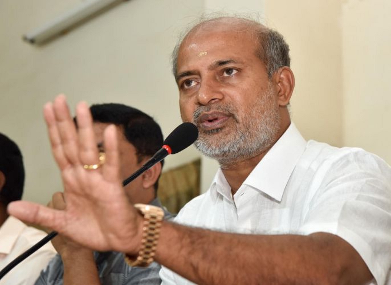 ತನ್ವೀರ್ ಸೇಠ್ ಉಸ್ತುವಾರಿ ಸಚಿವರಾಗಿದ್ದಾಗ ನಡೆಸಿದ ರೀತಿಯಲ್ಲೇ ದಸರಾ ಆಚರಣೆ: ಸಚಿವ ಸಾ.ರಾ.ಮಹೇಶ್