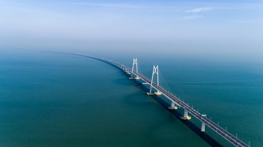 ಜಗತ್ತಿನ ಅತಿ ಉದ್ದದ ‘ಸಾಗರ ಸೇತುವೆ’ ಪೂರ್ಣ