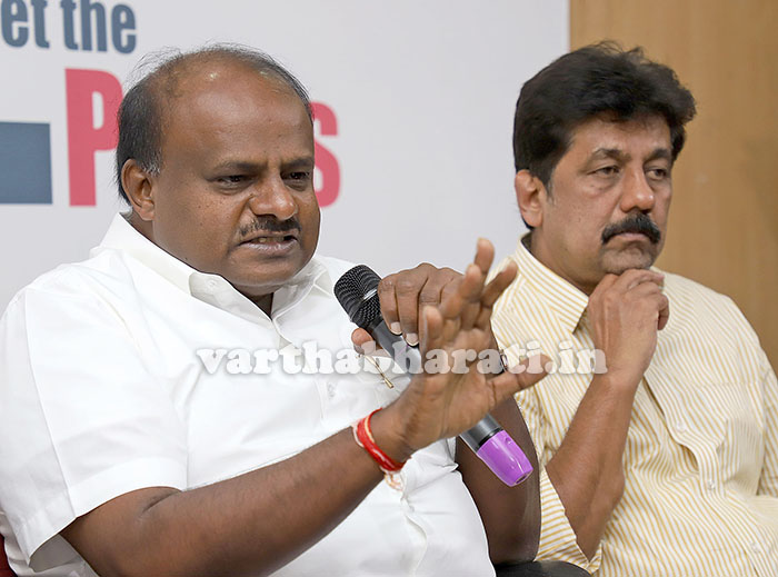 ಬಿಜೆಪಿ ಜತೆ ಡೀಲ್ ಮಾಡಿಕೊಳ್ಳುತ್ತಿದ್ದಾರೆನ್ನುವುದು ಸುಳ್ಳು: ಸಿಎಂ ಕುಮಾರಸ್ವಾಮಿ