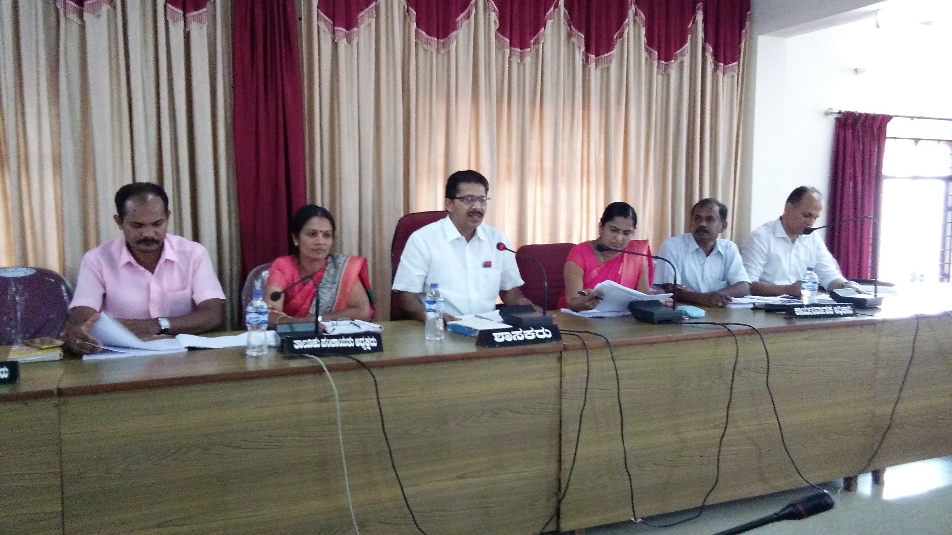 ನರೇಗಾ ಯೋಜನೆಯ ಗುರಿ ಶೀಘ್ರವಾಗಿ ಪೂರೈಸಿ : ಶಾಸಕ ಸಂಜೀವ ಮಠಂದೂರು