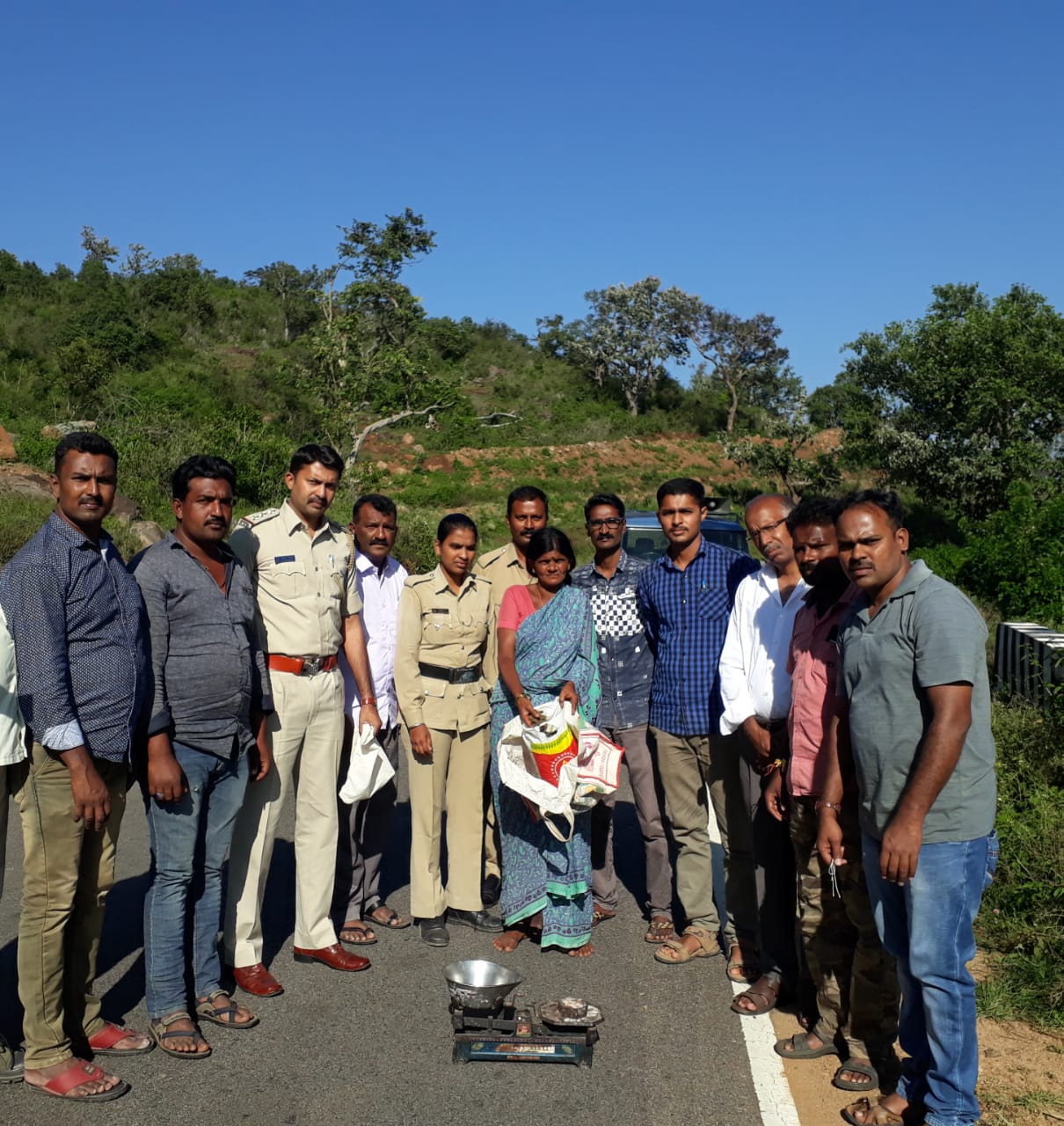 ಹನೂರು: ಗಾಂಜಾ ಸಾಗಿಸುತ್ತಿದ್ದ ಮಹಿಳೆಯ ಬಂಧನ