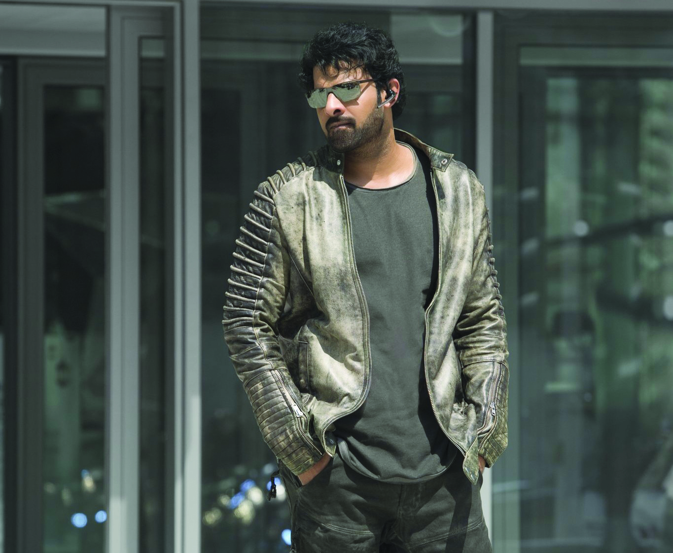 ಶೇಡ್ಸ್ ಆಫ್ ಸಾಹೋ ಬಿಡುಗಡೆ