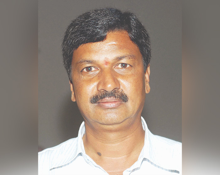 ಬಳ್ಳಾರಿಯಲ್ಲಿ ಕಾಂಗ್ರೆಸ್ ಬಂಡಾಯ ಶಮನ: ಸಚಿವ ರಮೇಶ್ ಜಾರಕಿಹೊಳಿ