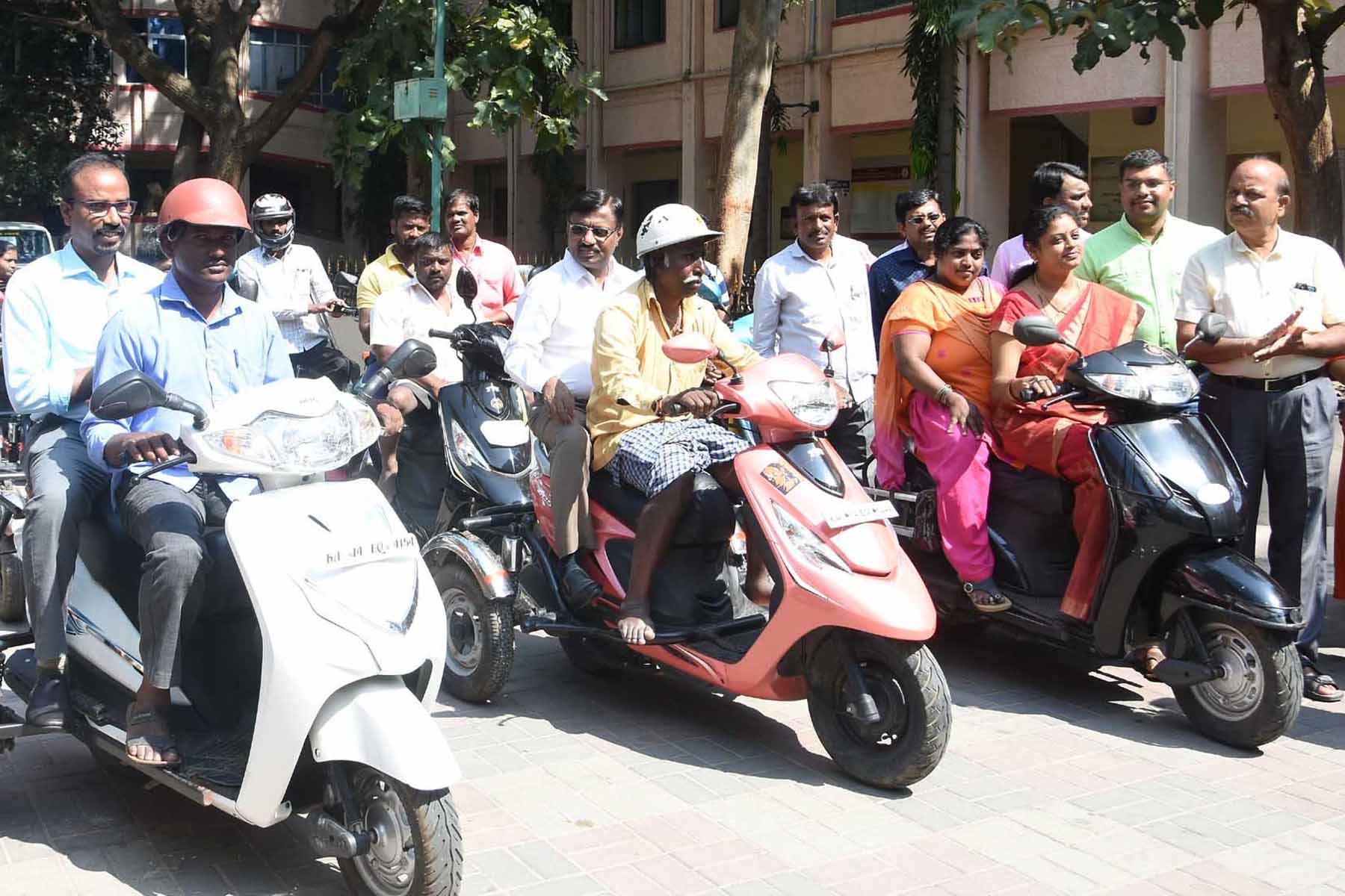 ವಿಕಲಚೇತನರಿಗೆ ಮತದಾನ ಮಾಡಲು ವಾಹನ ಸೌಲಭ್ಯ: ಶಿವಮೊಗ್ಗ ಜಿಲ್ಲಾಧಿಕಾರಿ ದಯಾನಂದ