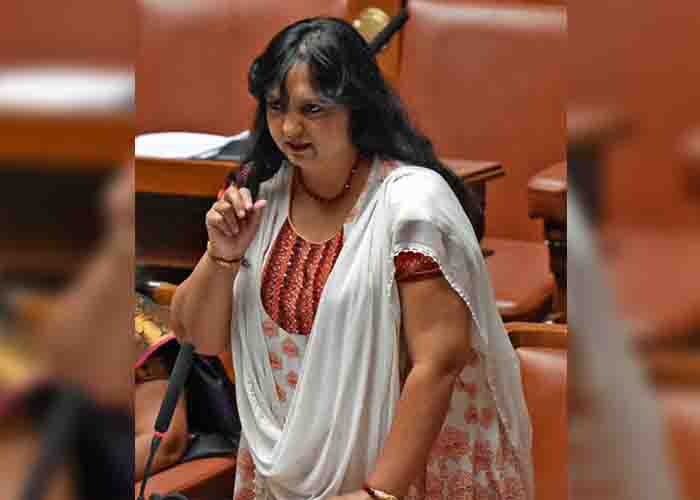 ವಿಧಾನಸಭೆಗೆ ವಿನಿಷಾ ನಿರೋ ನಾಮನಿರ್ದೇಶನ