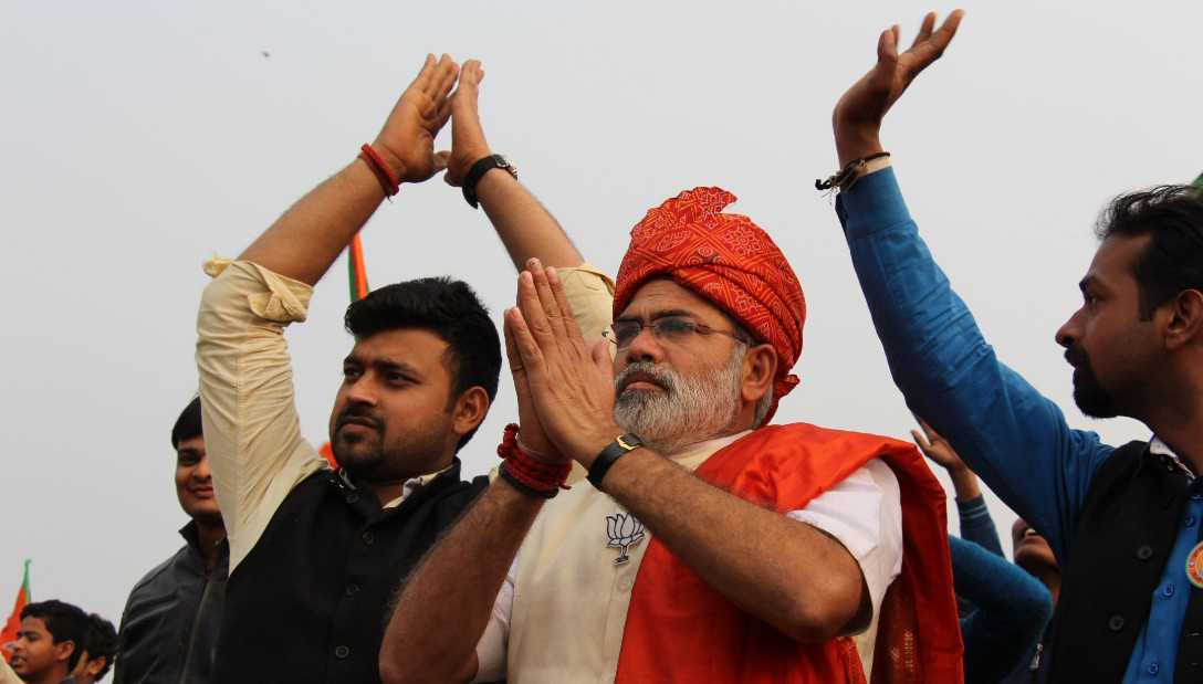 ಕಾಂಗ್ರೆಸ್ ಸೇರಲು ನಿರ್ಧರಿಸಿದ ಮೋದಿಯನ್ನು ಹೋಲುವ ಅಭಿನಂದನ್