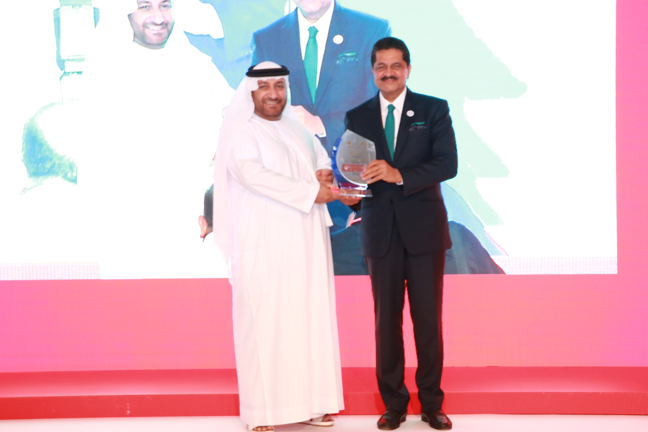 ತುಂಬೆ ಆಸ್ಪತ್ರೆ, ಗಲ್ಫ್ ಮೆಡಿಕಲ್ ಕಾಲೇಜ್: ವಾರ್ಷಿಕ ಆರೋಗ್ಯ ವಿಮೆ ಸಮಾವೇಶ