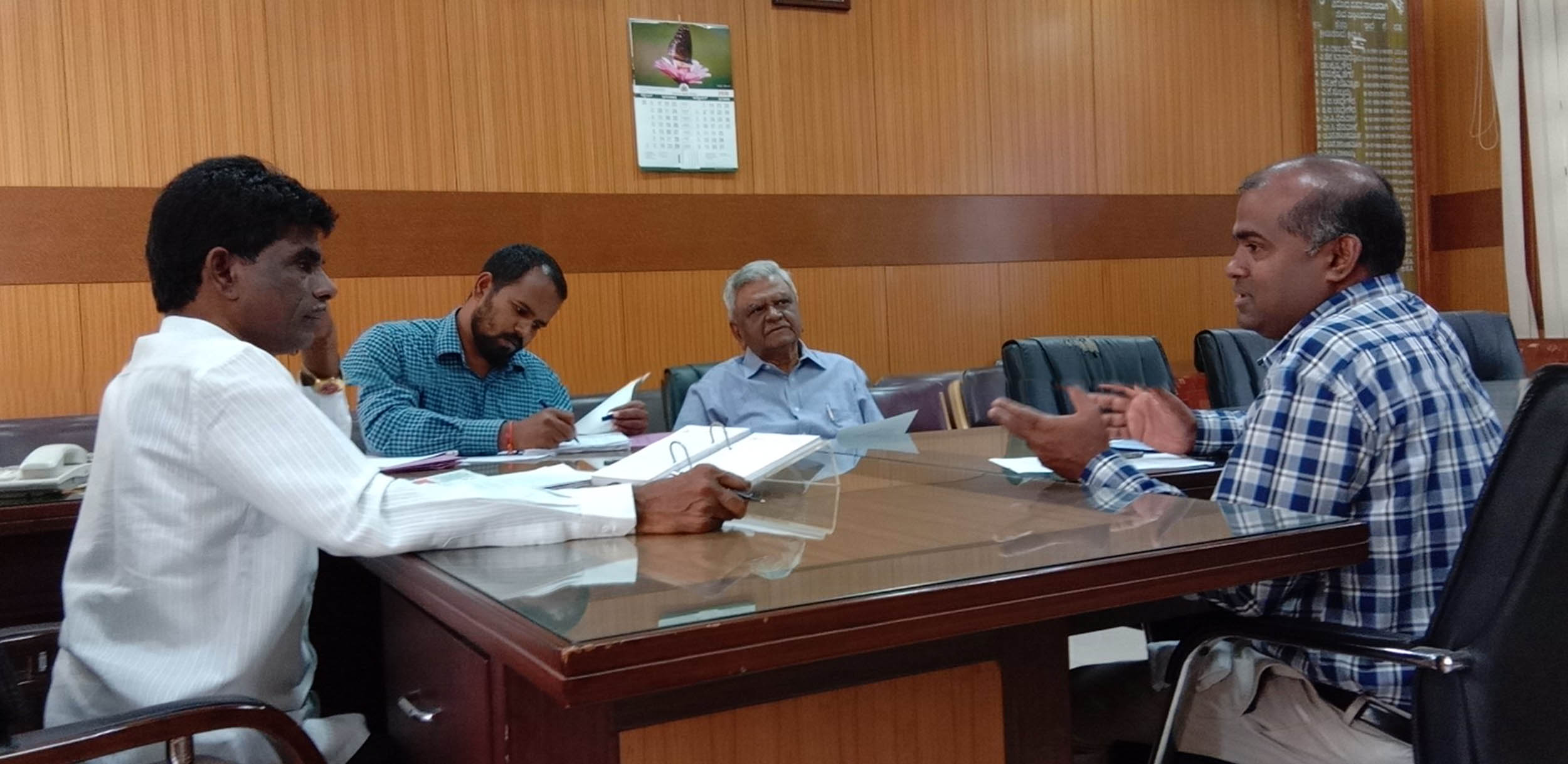 ವಸತಿ ಯೋಜನೆ ಸಮಸ್ಯೆಗಳ ಕುರಿತು ಕೋಟ ಚರ್ಚೆ