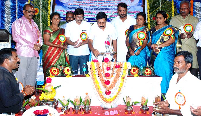 ಹನೂರು: ದುಶ್ಚಟಗಳ ಬಗ್ಗೆ ಜನಜಾಗೃತಿ ಕಾರ್ಯಕ್ರಮ