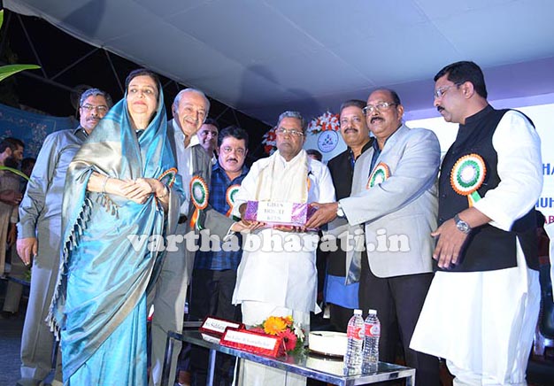 ಹಮೀದ್ ಶಾ ದರ್ಗಾ ಆವರಣದಲ್ಲಿ ಸಮುದಾಯ ಭವನಕ್ಕೆ 2 ಕೋಟಿ ಅನುದಾನ: ಸಿದ್ದರಾಮಯ್ಯ