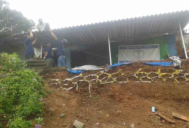 ಮಡಿಕೇರಿ: ಹ್ಯುಮ್ಯಾನಿಟಿ ಫಸ್ಟ್ ಇಂಡಿಯಾ ಸಂಘಟನೆಯಿಂದ ಸಂತ್ರಸ್ತರ ಮನೆಗಳ ದುರಸ್ತಿ