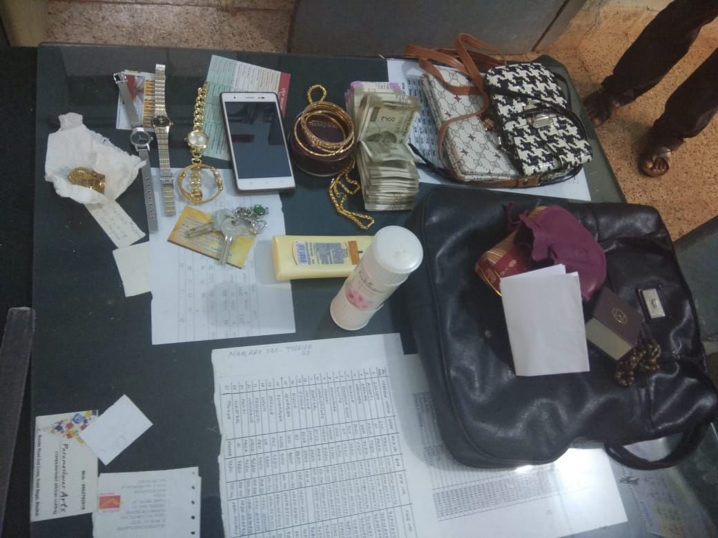 ಭಟ್ಕಳ: ರೈಲಿನಲ್ಲಿ ಚಿನ್ನಾಭರಣ ಕಳವು; ಇಬ್ಬರು ಸೆರೆ