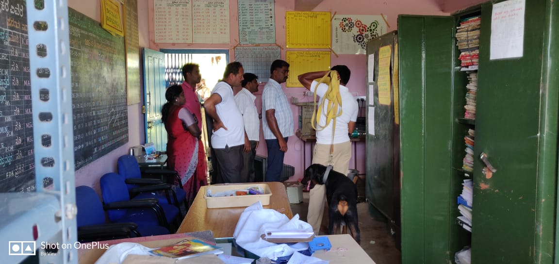 ರಾಮಾಪುರ: ಸರಕಾರಿ ಪ್ರೌಢಶಾಲೆಯ ಬಾಗಿಲು, ಪೀಠೋಕರಣ ಧ್ವಂಸಗೈದ ಕಿಡಿಗೇಡಿಗಳು