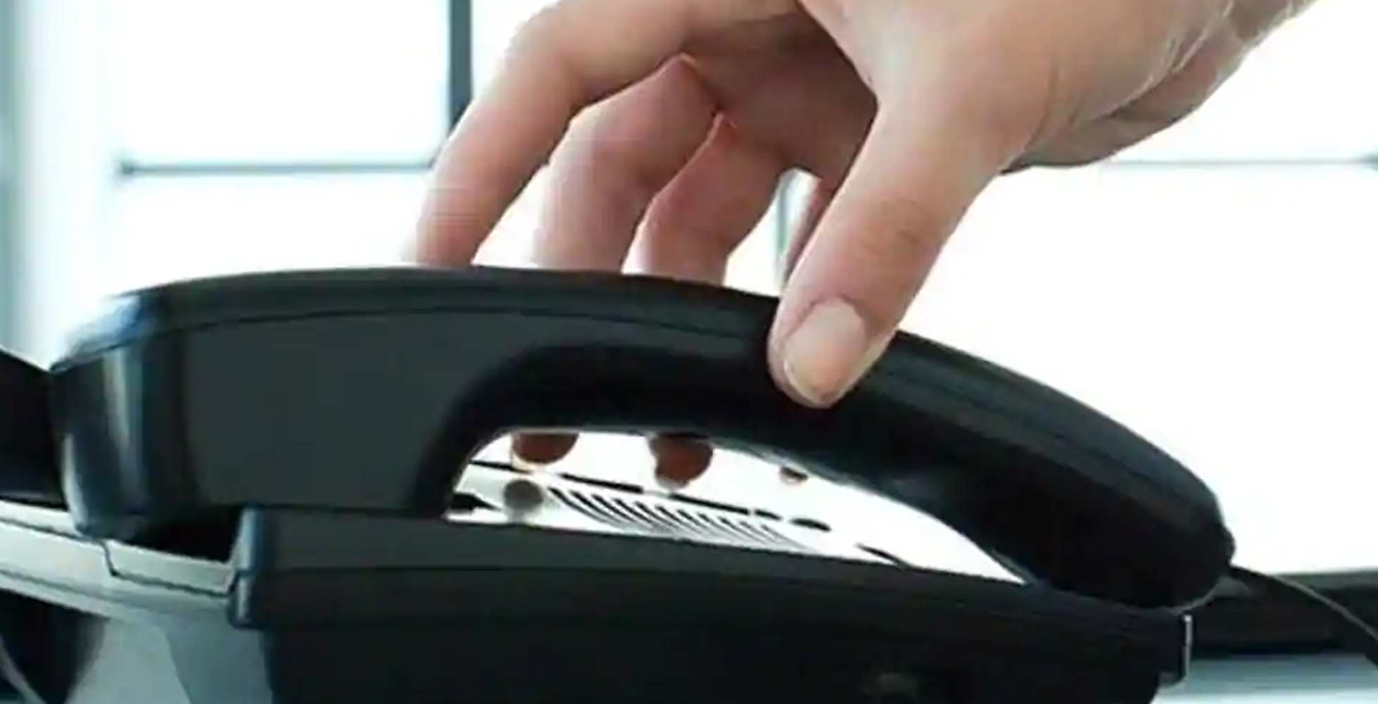 ಲೈಂಗಿಕ ಕಿರುಕುಳ ತಡೆ ಉಚಿತ ಸಹಾಯವಾಣಿಗೆ ಅಶ್ಲೀಲ ಕರೆ !