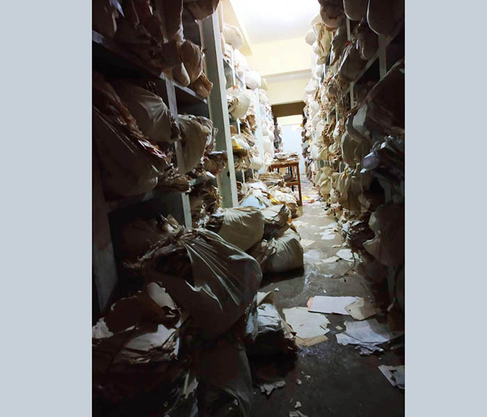 ಚಿಕ್ಕಮಗಳೂರು: ಆರ್ ಟಿ ಒ ಕಚೇರಿಯಲ್ಲಿ ಮೂಲ ಕಡತಗಳಿಲ್ಲದೇ ಪರದಾಟ; ಆರೋಪ