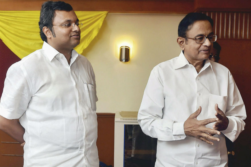 ವಿದೇಶಕ್ಕೆ ತೆರಳಲು ತುರ್ತು ವಿಚಾರಣೆ ಕೋರಿ ಕಾರ್ತಿ ಚಿದಂಬರಂ ಸಲ್ಲಿಸಿದ್ದ ಅರ್ಜಿ ತಿರಸ್ಕರಿಸಿದ ಸುಪ್ರೀಂ