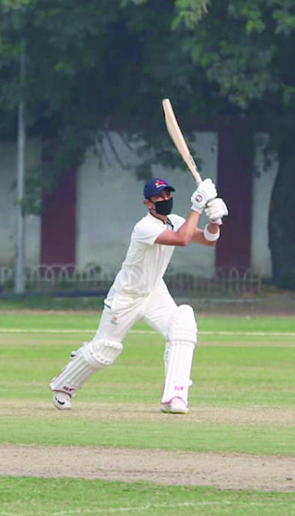 ರಣಜಿ ಟ್ರೋಫಿ: ಪುತ್ರನನ್ನು ಔಟ್ ಮಾಡಲು ರಣನೀತಿ ರೂಪಿಸಬೇಕಾದ ಸಂಕಷ್ಟದಲ್ಲಿ ತಂದೆ!