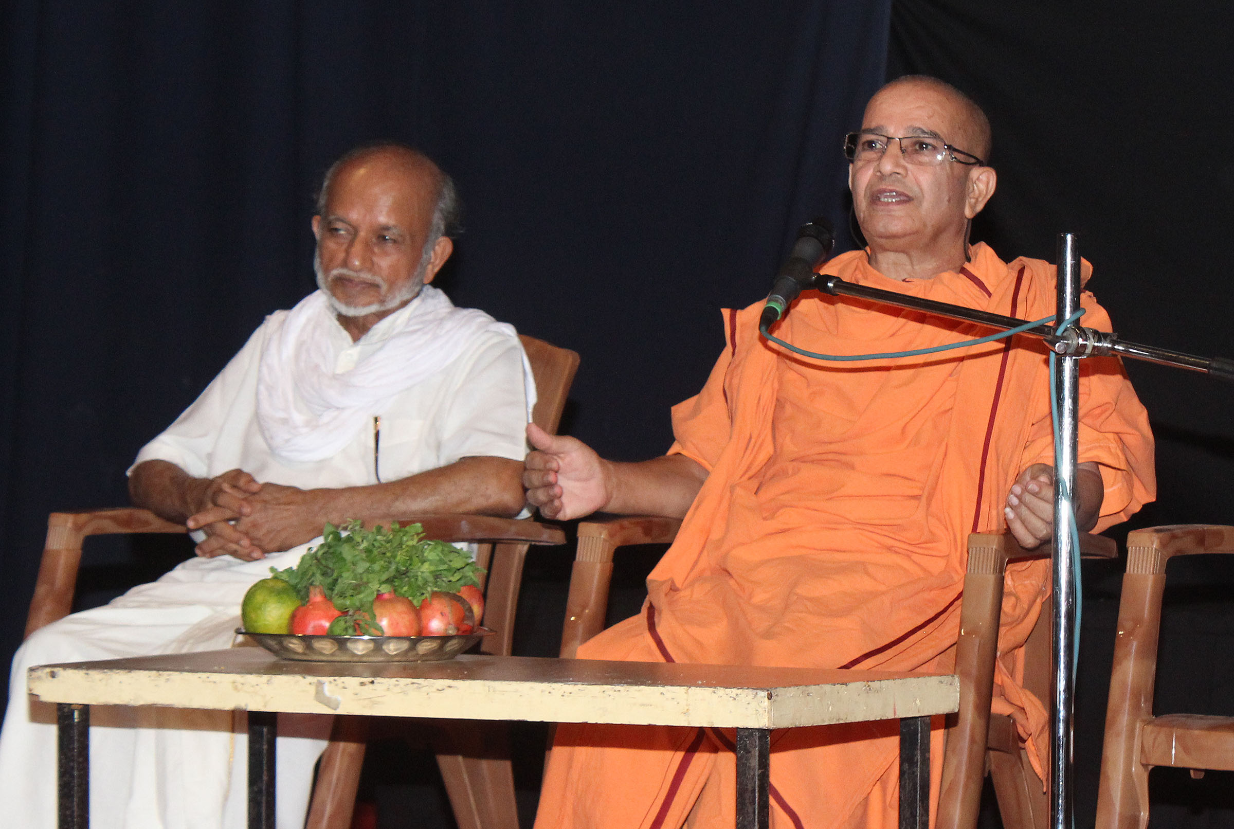 ದೇಶದಲ್ಲಿ ಗೋಸಂಪತ್ತು ಇಳಿಮುಖ: ಶ್ರೀವಿನಾಯಕಾನಂದ ಸ್ವಾಮೀಜಿ