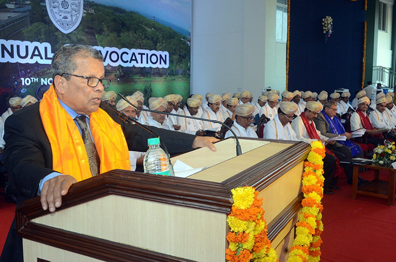 ​ದೇಶದ ಅಭಿವೃದ್ಧಿಗೆ ಕೊಡುಗೆ ನೀಡಲು ಕ್ರೀಯಾಶೀಲ ತಂತ್ರಜ್ಞರಾಗುವಂತೆ ಡಾ.ಎನ್.ವಿನಯ ಹೆಗ್ಡೆ ಕರೆ