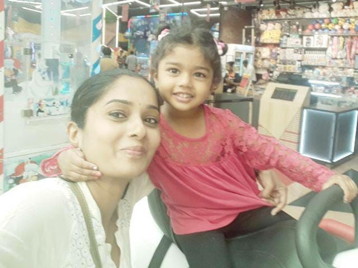 ಬೆಂಗಳೂರು: ಮಗಳನ್ನು ಕೊಲೆಗೈದು, ಪೋಷಕರೊಂದಿಗೆ ಆತ್ಮಹತ್ಯೆಗೆ ಶರಣಾದ ಮಹಿಳೆ