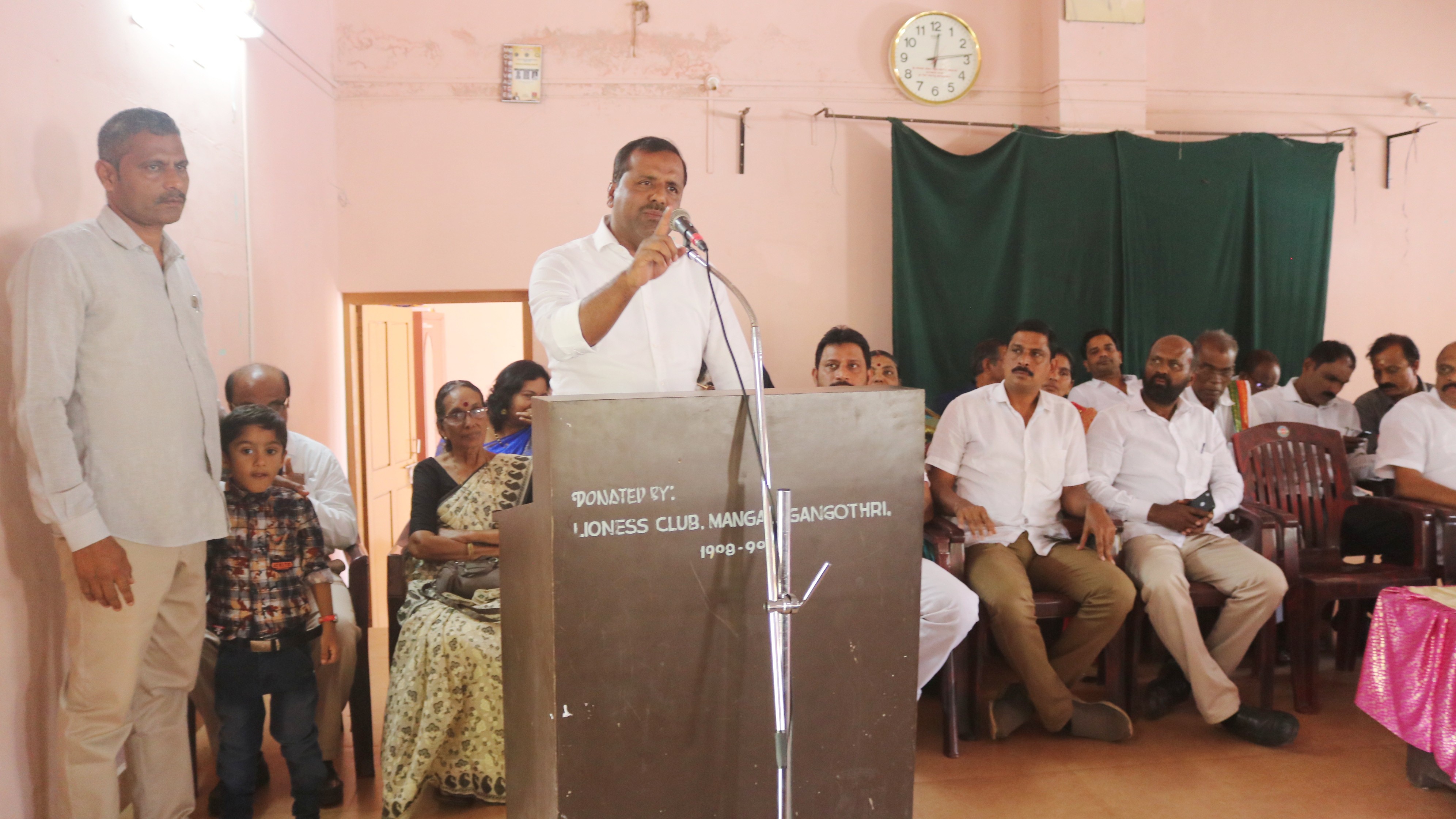 ಕೇಂದ್ರ ಸರಕಾರದ ನೀತಿಗೆ ಜನರು ಬೇಸತ್ತಿದ್ದಾರೆ: ಯು.ಟಿ.ಖಾದರ್