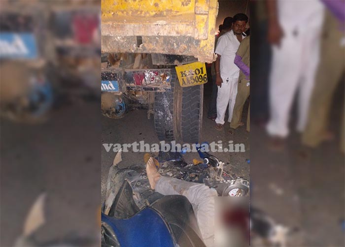 ಬೆಂಗಳೂರು: ನಿಂತಿದ್ದ ಲಾರಿಗೆ ಬೈಕ್ ಢಿಕ್ಕಿ; ಸವಾರ ಸ್ಥಳದಲ್ಲೇ ಮೃತ್ಯು