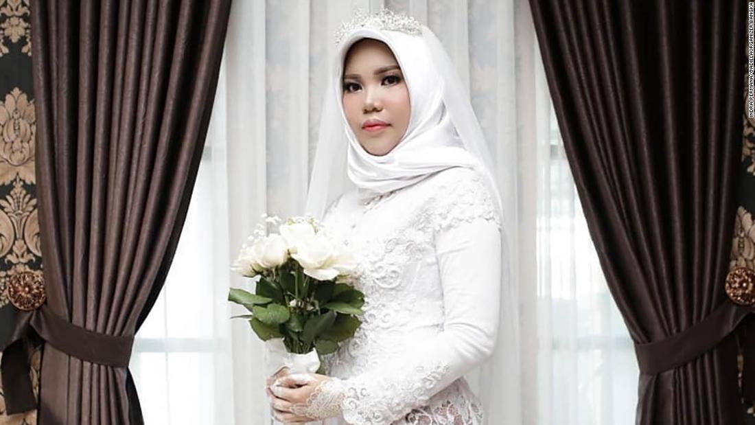 ಲಯನ್ ಏರ್ ವಿಮಾನ ದುರಂತದಲ್ಲಿ ಮೃತಪಟ್ಟ ವರ: ಮದುವೆ ದಿನ ವಧು ಮಾಡಿದ್ದೇನು ಗೊತ್ತಾ ?