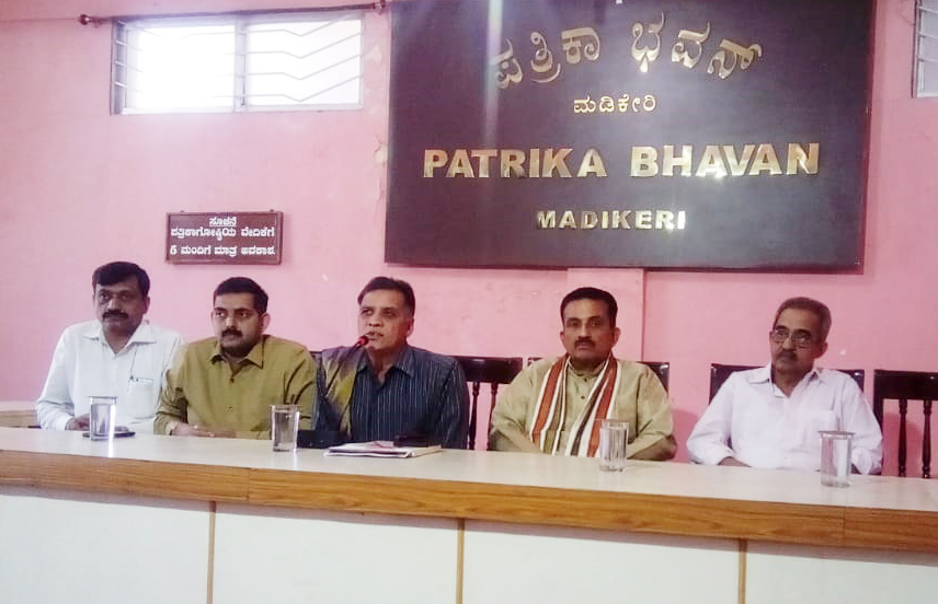 ಪರ್ಯಾಯ ಶ್ರೀ ಪಲಿಮಾರು ಮಠದಿಂದ ಸಂತ್ರಸ್ತರಿಗೆ ಸಹಾಯ ಹಸ್ತ: 2 ಕೋಟಿ ವಿನಿಯೋಗಿಸಲು ನಿರ್ಧಾರ