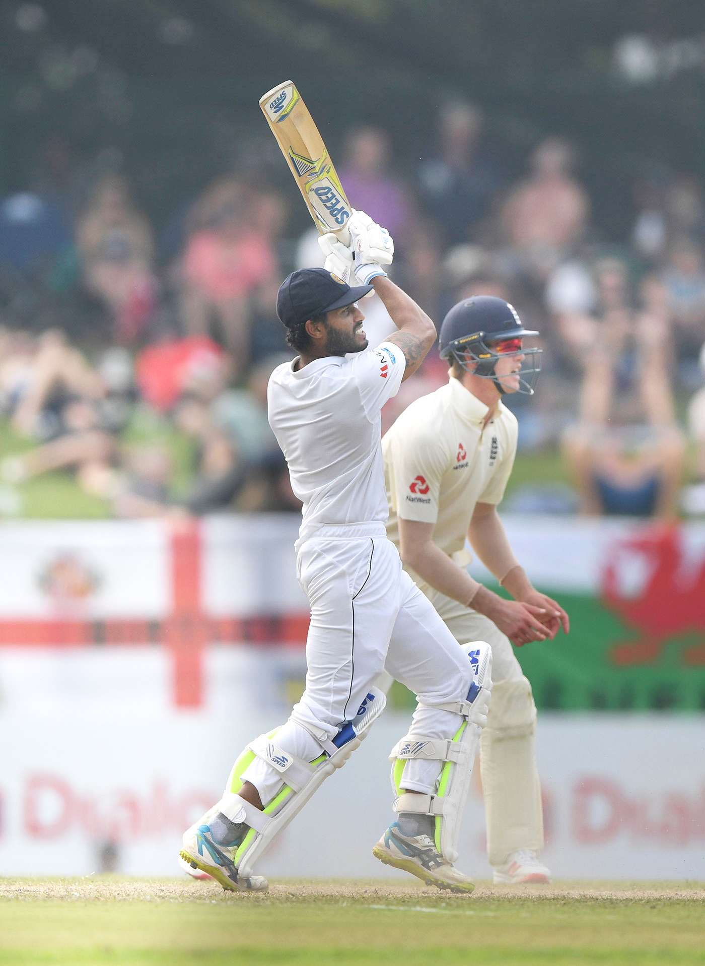 ಶ್ರೀಲಂಕಾಕ್ಕೆ ಅಲ್ಪ ಮುನ್ನಡೆ