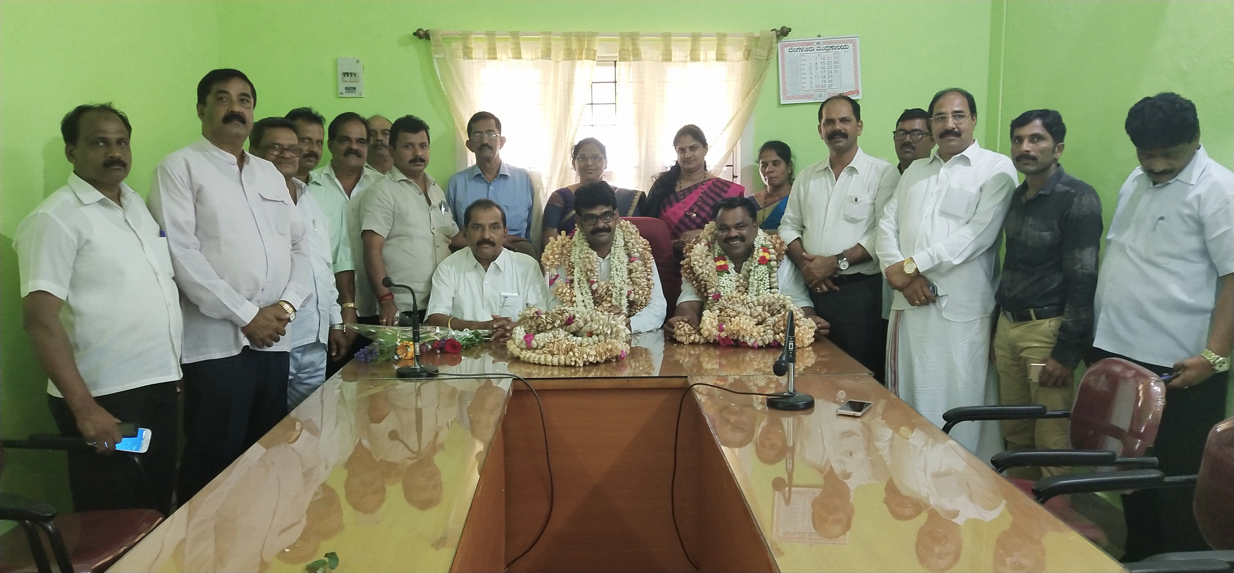 ಬೆಳ್ತಂಗಡಿ ಎಪಿಎಂಸಿ: 2ನೇ ಅವಧಿಗೆ ಅಧ್ಯಕ್ಷರಾಗಿ ಕೇಶವ ಬೆಳಾಲು; ಉಪಾಧ್ಯಕ್ಷರಾಗಿ ಅಬ್ದುಲ್ ಗಫೂರ್ ಅವಿರೋಧ ಆಯ್ಕೆ