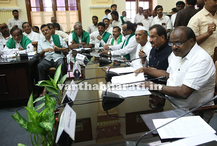 ಕಬ್ಬು ಬೆಳೆಗಾರರಿಗೆ ಕೊಟ್ಟ ಮಾತಿನಂತೆ ಕಾರ್ಖಾನೆಗಳು ಹಣ ಪಾವತಿಸಬೇಕು: ಸಿಎಂ ಕುಮಾರಸ್ವಾಮಿ