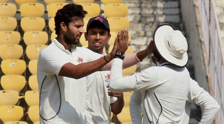 ರಣಜಿ ಟ್ರೋಫಿ: ಕರ್ನಾಟಕ 400 ರನ್‌ಗೆ ಆಲೌಟ್