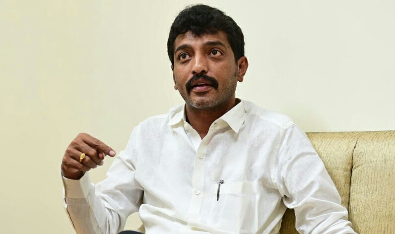 ನಾನು ಬೆಂಗಳೂರಿನಲ್ಲೆ ಮತದಾನದ ಹಕ್ಕು ಹೊಂದಿದ್ದೇನೆ: ಪರಿಷತ್ ಸದಸ್ಯ ರಘು ಆಚಾರ್