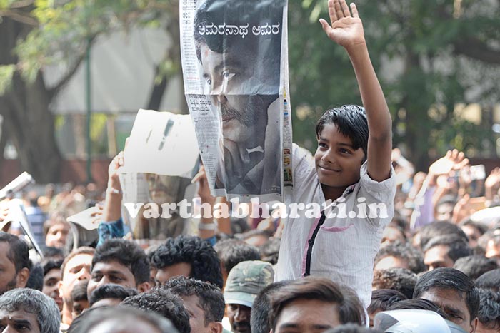 ಅಂಬರೀಷ್ ಪಾರ್ಥಿವ ಶರೀರದ ಅಂತಿಮ ದರ್ಶನಕ್ಕೆ ಬಿಗಿ ಪೊಲೀಸ್ ಭದ್ರತೆ