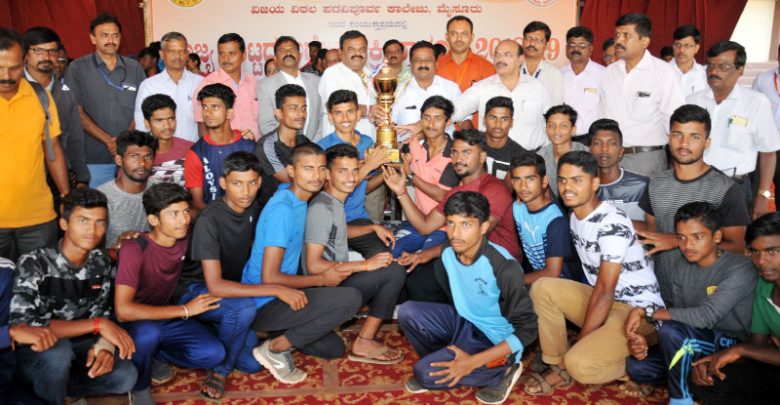 ರಾಜ್ಯ ಮಟ್ಟದ ಅಥ್ಲೆಟಿಕ್ಸ್ ಕ್ರೀಡಾಕೂಟ: ದಕ್ಷಿಣ ಕನ್ನಡಕ್ಕೆ ಸಮಗ್ರ ಪ್ರಶಸ್ತಿ