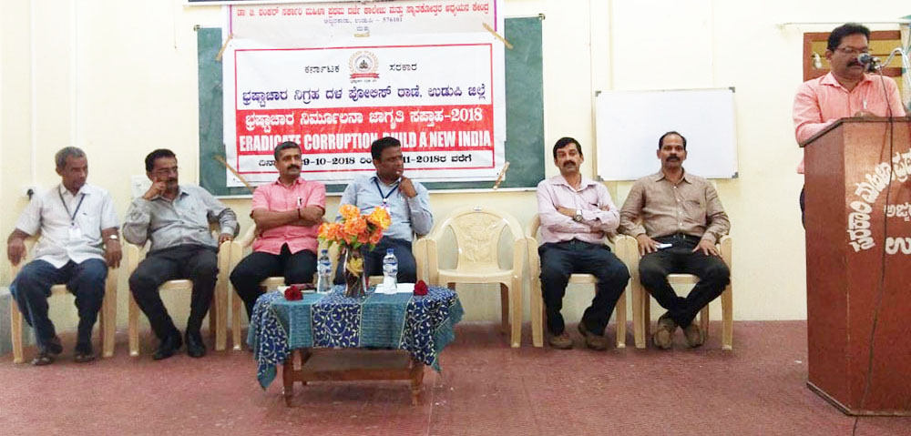 ಲಂಚ ನೀಡುವುದು ಕೂಡ ಅಪರಾಧ: ಜಯರಾಮ್ ಗೌಡ