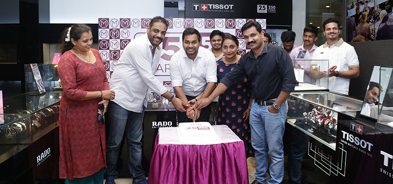 ಮಲಬಾರ್ ವಾಚೆಸ್‌ನಿಂದ 25ನೇ ವರ್ಷಾಚರಣೆ