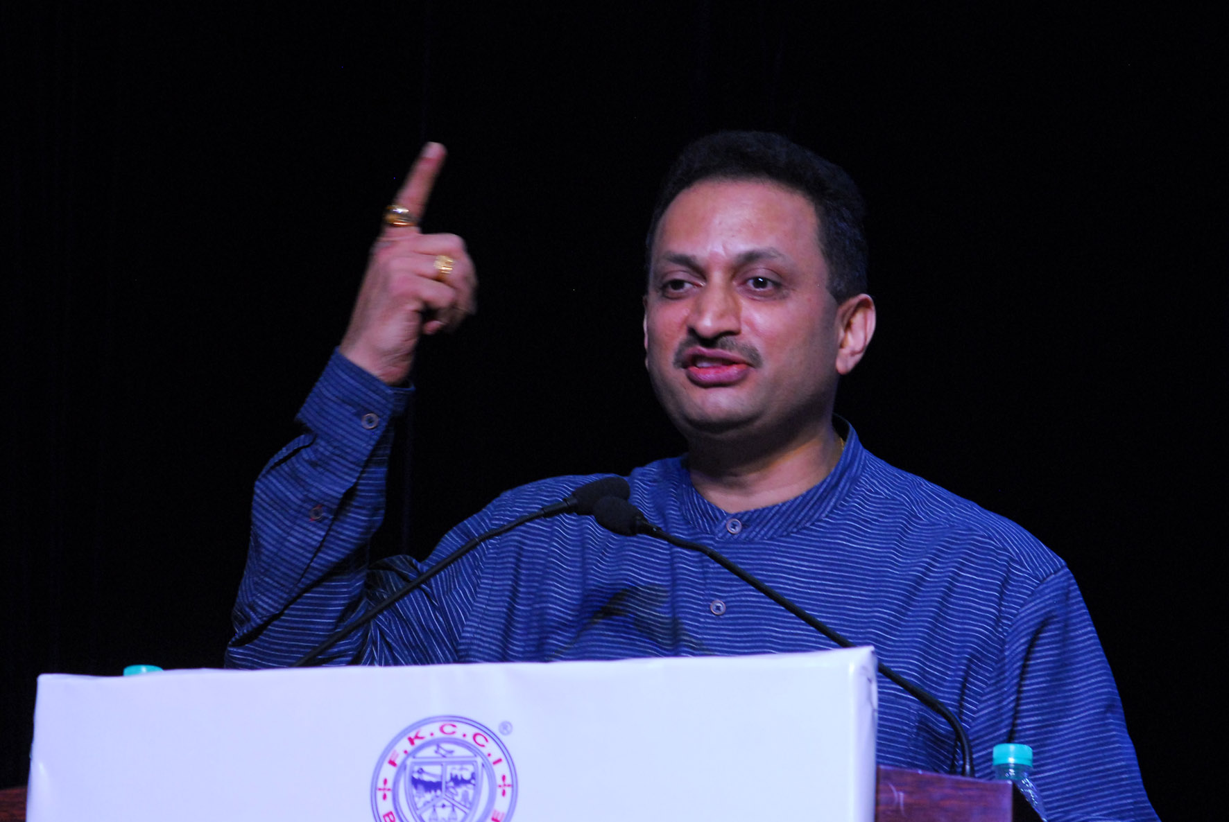 ಇಚ್ಛಾಶಕ್ತಿಯಿದ್ದರೆ ಉದ್ದಿಮೆದಾರರಾಗಲು ಸಾಧ್ಯ: ಅನಂತ್‌ ಕುಮಾರ್ ಹೆಗಡೆ