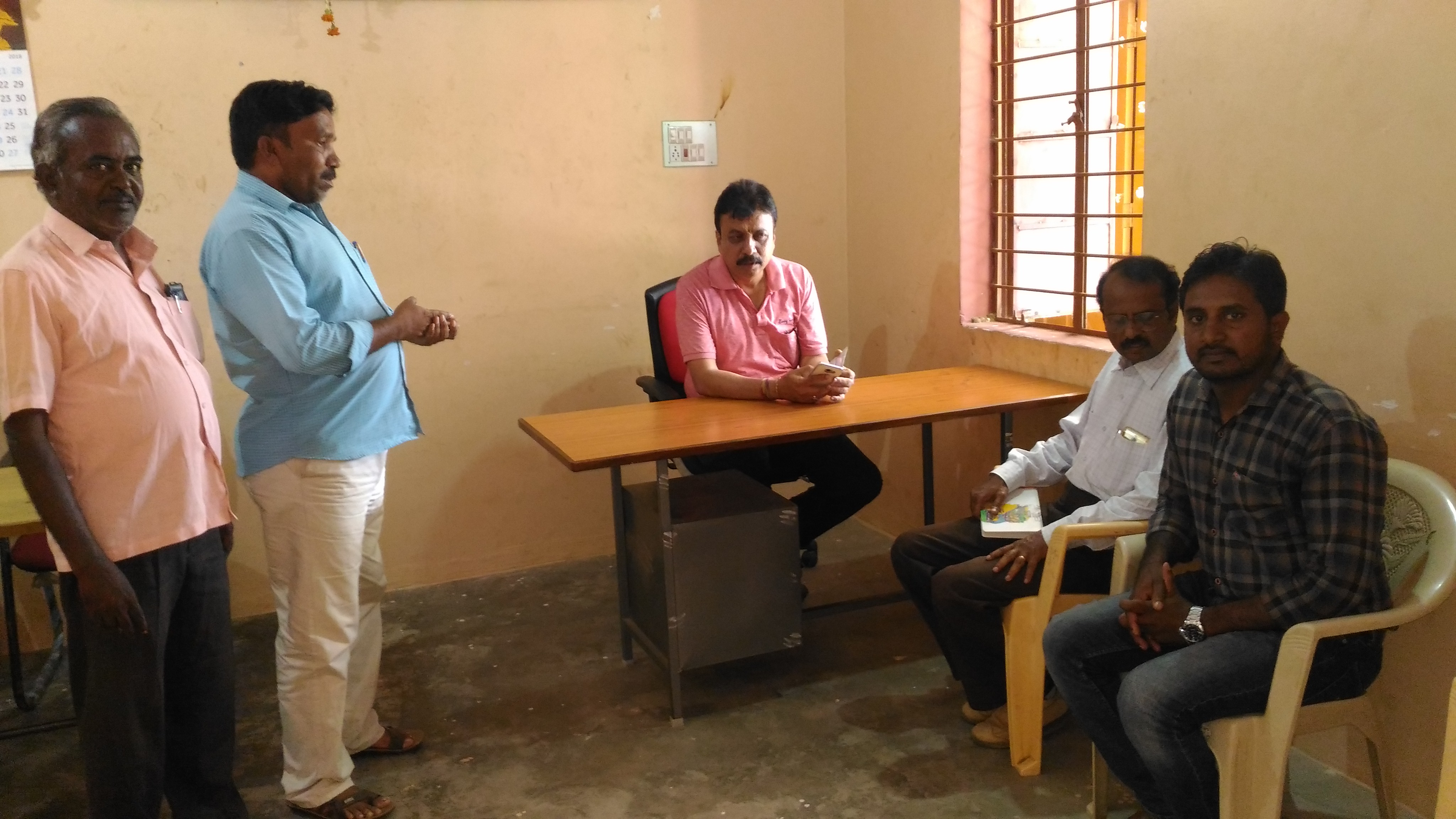 ಹನೂರು: ನರೇಗಾ ಯೋಜನೆಯ ಪ್ರಗತಿ ಪರಿಶೀಲನೆ