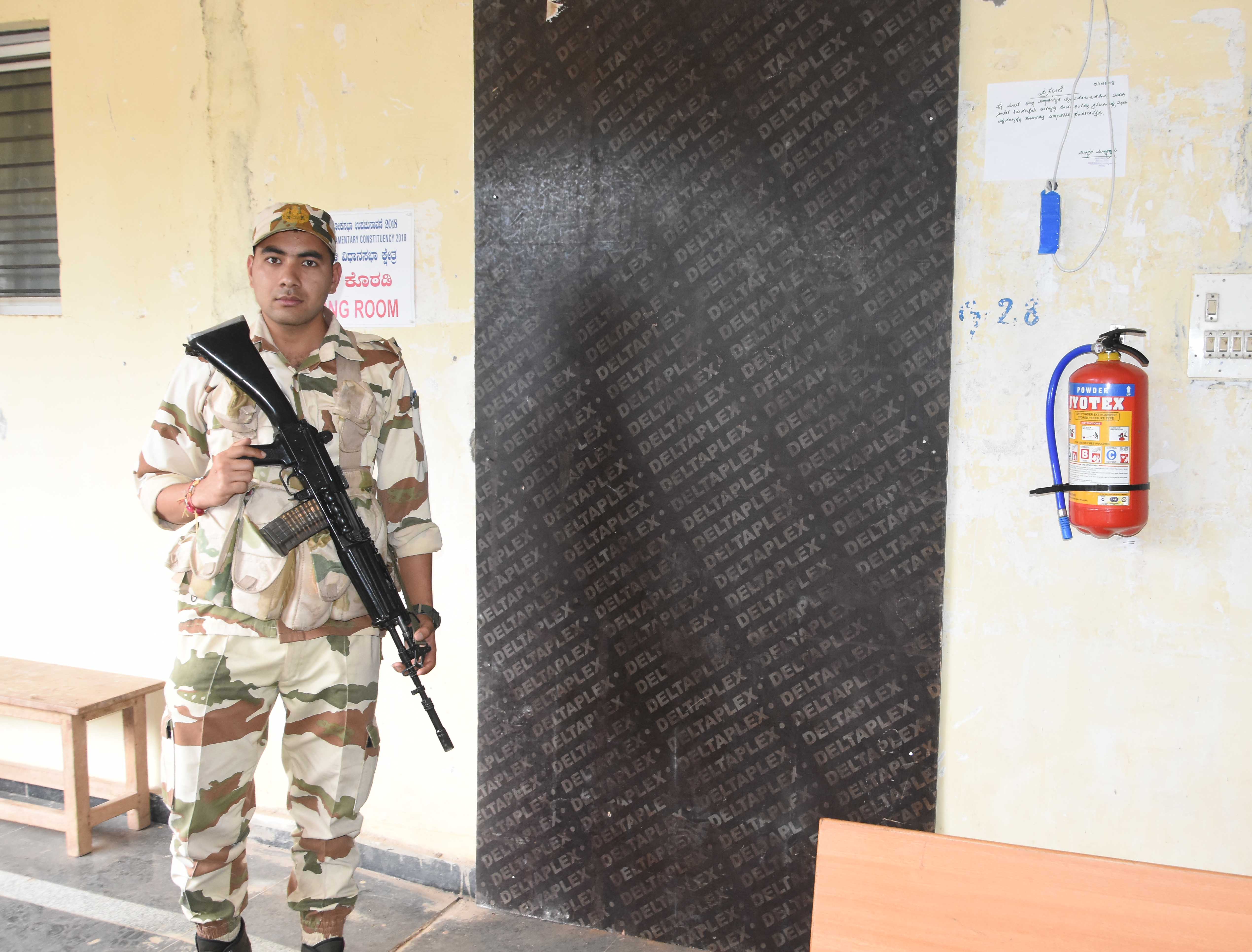 ಶಿವಮೊಗ್ಗ ಲೋಕಸಭಾ ಕ್ಷೇತ್ರ: ಭದ್ರ ಕೊಠಡಿಯಲ್ಲಿ ಅಭ್ಯರ್ಥಿಗಳ ಭವಿಷ್ಯ