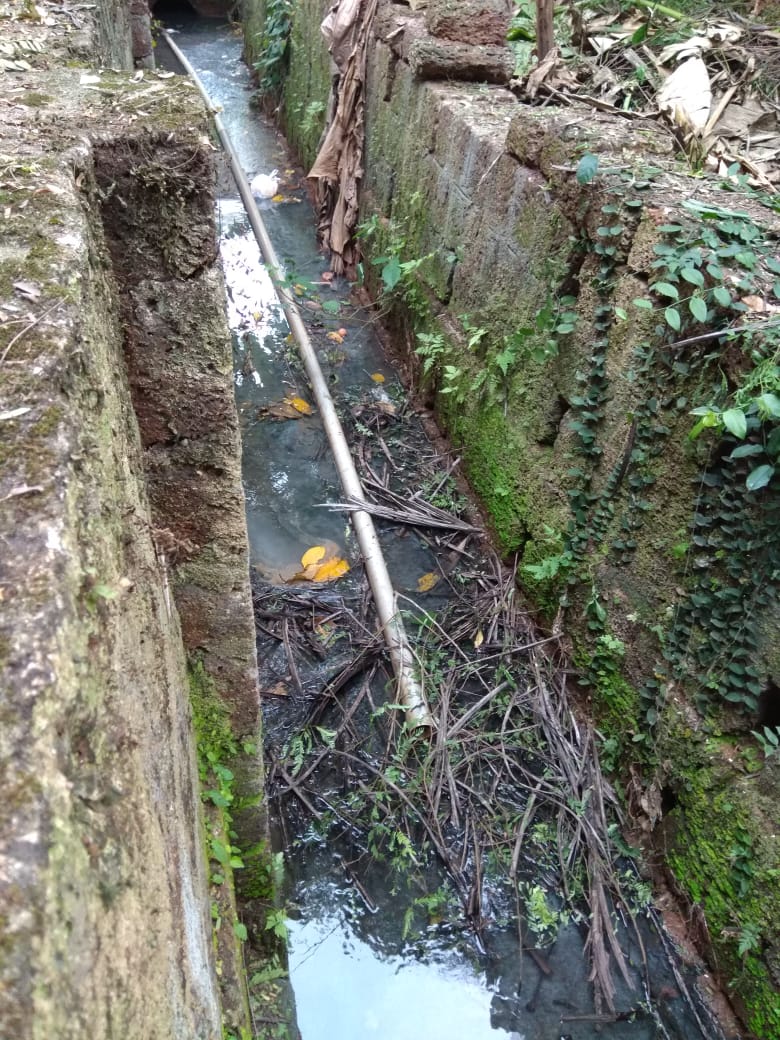 ಕಾರಂತಕೋಡಿ: ಡ್ರೈನೇಜ್, ಸಂಪರ್ಕ ರಸ್ತೆ ಸರಿಪಡಿಸುವಂತೆ ಒತ್ತಾಯ