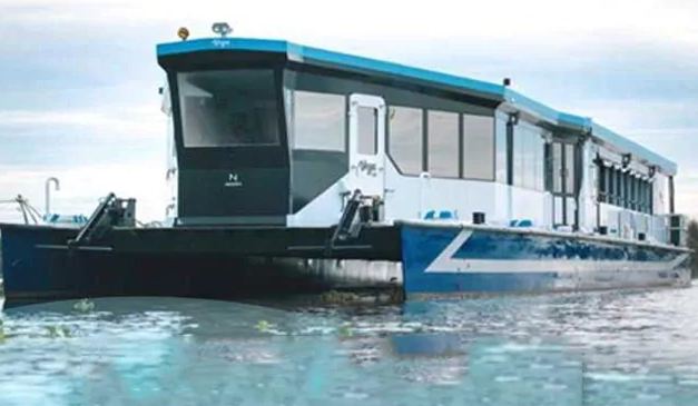 ವೇಗದ ಹಿನ್ನೀರು ನೌಕಾಸೇವೆಗೆ ಚಾಲನೆ ನೀಡಿದ ಕೇರಳ