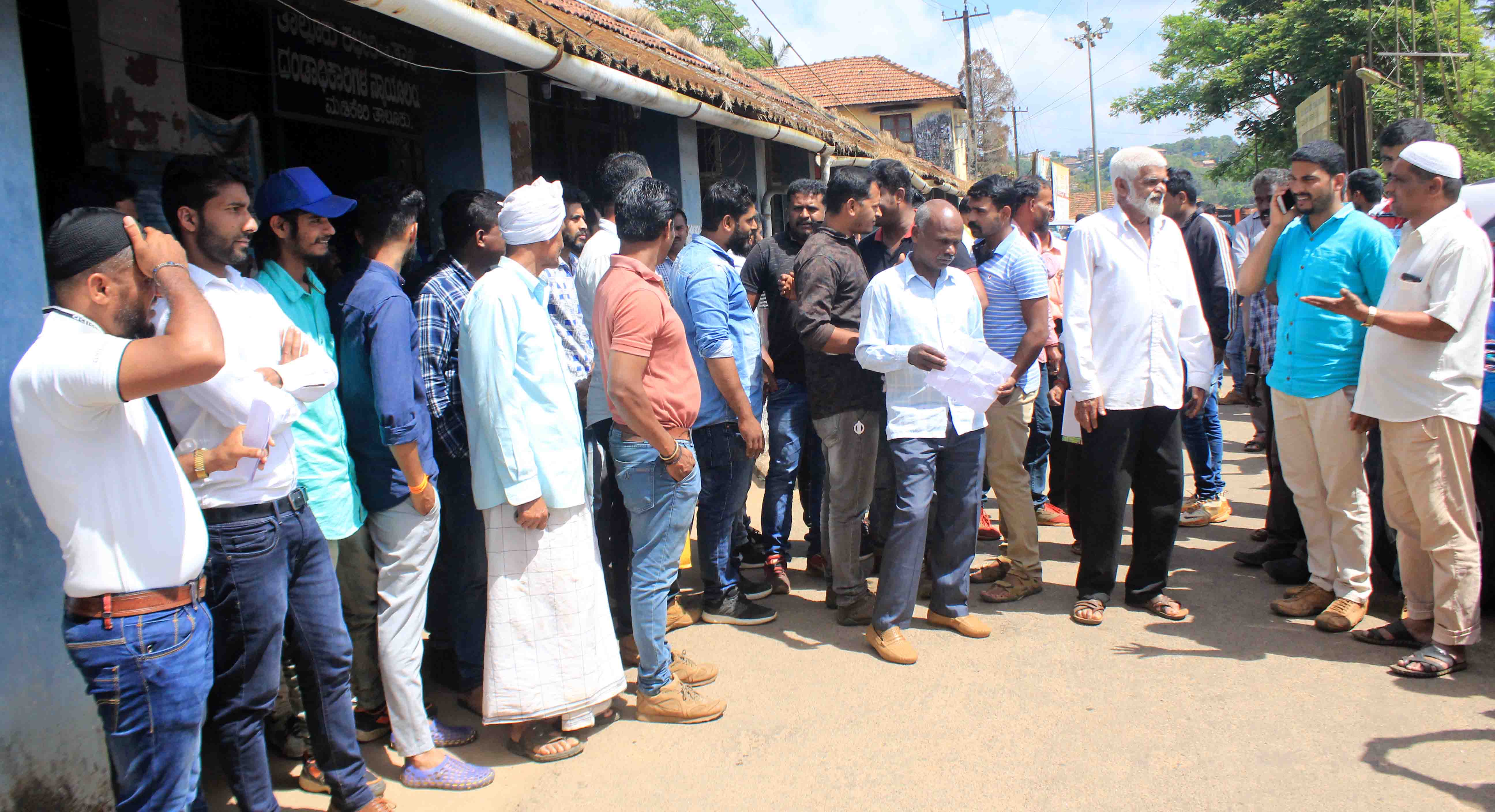 ಟಿಪ್ಪು ಜಯಂತಿ ಆಚರಣೆ ಹಿನ್ನೆಲೆ: ಹಲವರಿಗೆ ನೊಟೀಸ್ ನೀಡಿದ ಕೊಡಗು ಪೊಲೀಸ್