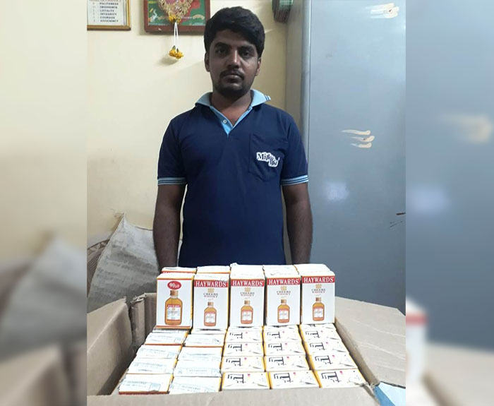 ಹನೂರು: ಅಕ್ರಮ ಮದ್ಯ ಸಾಗಾಟ; ಆರೋಪಿ ಬಂಧನ