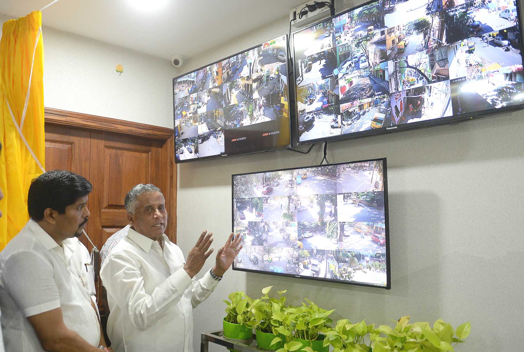 ಗೋವಿಂದರಾಜ ನಗರದಲ್ಲಿ ಸಿಸಿ ಕ್ಯಾಮೆರಾ ಅಳವಡಿಕೆ: ಶಾಸಕ ವಿ.ಸೋಮಣ್ಣ