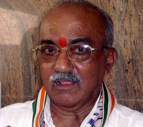 ರಾಮನಗರ ಚುನಾವಣೆ: ಕಣದಿಂದ ಹಿಂದೆ ಸರಿದ ಚಂದ್ರಶೇಖರ್ ನಡೆಗೆ ತಂದೆ ಸಿ.ಎಂ.ಲಿಂಗಪ್ಪ ಕ್ಷಮೆಯಾಚನೆ