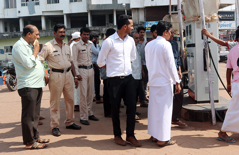 ಕಾನಕೆರೆ ಬಾವಿಯಲ್ಲಿ ತೈಲ ಪ್ರಕರಣ: ಸ್ಥಳೀಯ ಪೆಟ್ರೋಲ್ ಬಂಕ್ ಬಂದ್