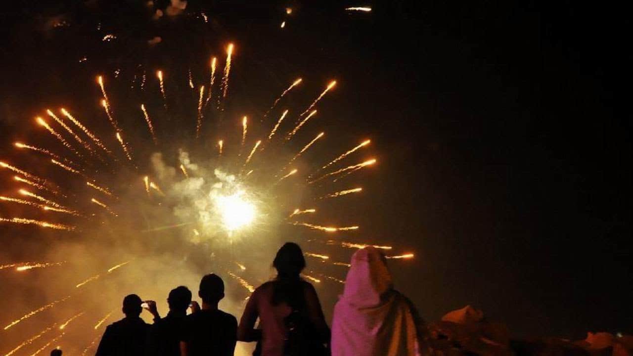 ಪಟಾಕಿ ಬಿಟ್ಹಾಕಿ ಜಾಗೃತಿಯಿಂದ ಪಟಾಕಿ ವಹಿವಾಟು ಕುಸಿತ