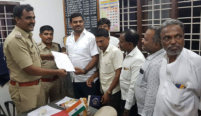 ಪ್ರವಾದಿ ನಿಂದನೆ: ಸಂತೋಷ್ ತಮ್ಮಯ್ಯನನ್ನು ಬಂಧಿಸುವಂತೆ ಒತ್ತಾಯಿಸಿ ಮನವಿ