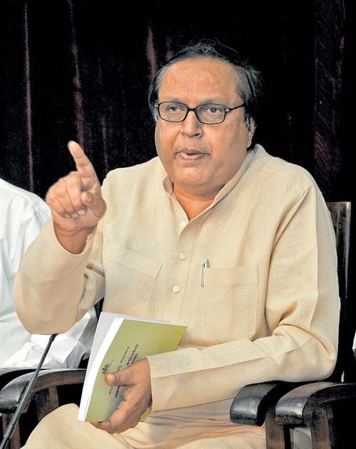 ಮುಖ್ಯಮಂತ್ರಿ ಚಂದ್ರುಗೆ ಕನ್ನಡ ಕಾಯಕ ಶ್ರೀ ಪ್ರಶಸ್ತಿ